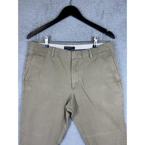 Banana Republic Pants Mens 34x30 Khaki Aiden Chino Classic Fit Cotton Casual